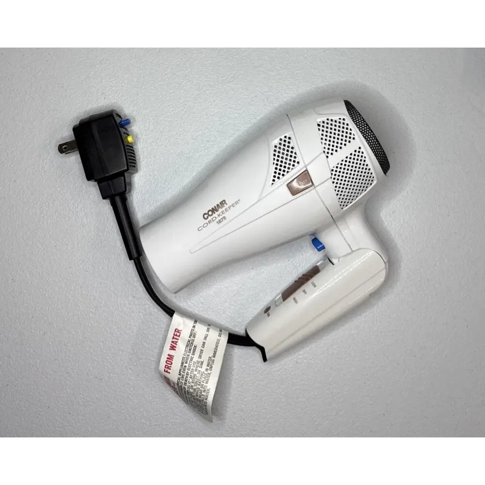 Conair Double Ceramic Dryer 1875 Watts Folding Handle Less Frizz ( Damaged Box)
